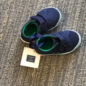 Janie and Jack shoes size 4